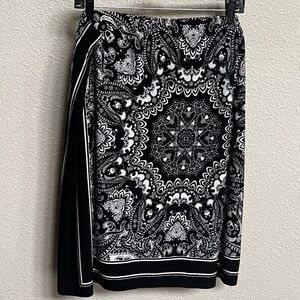 Chicos Black & White Pull On Pencil Skirt Chico's sz 3, Women's Size XL
